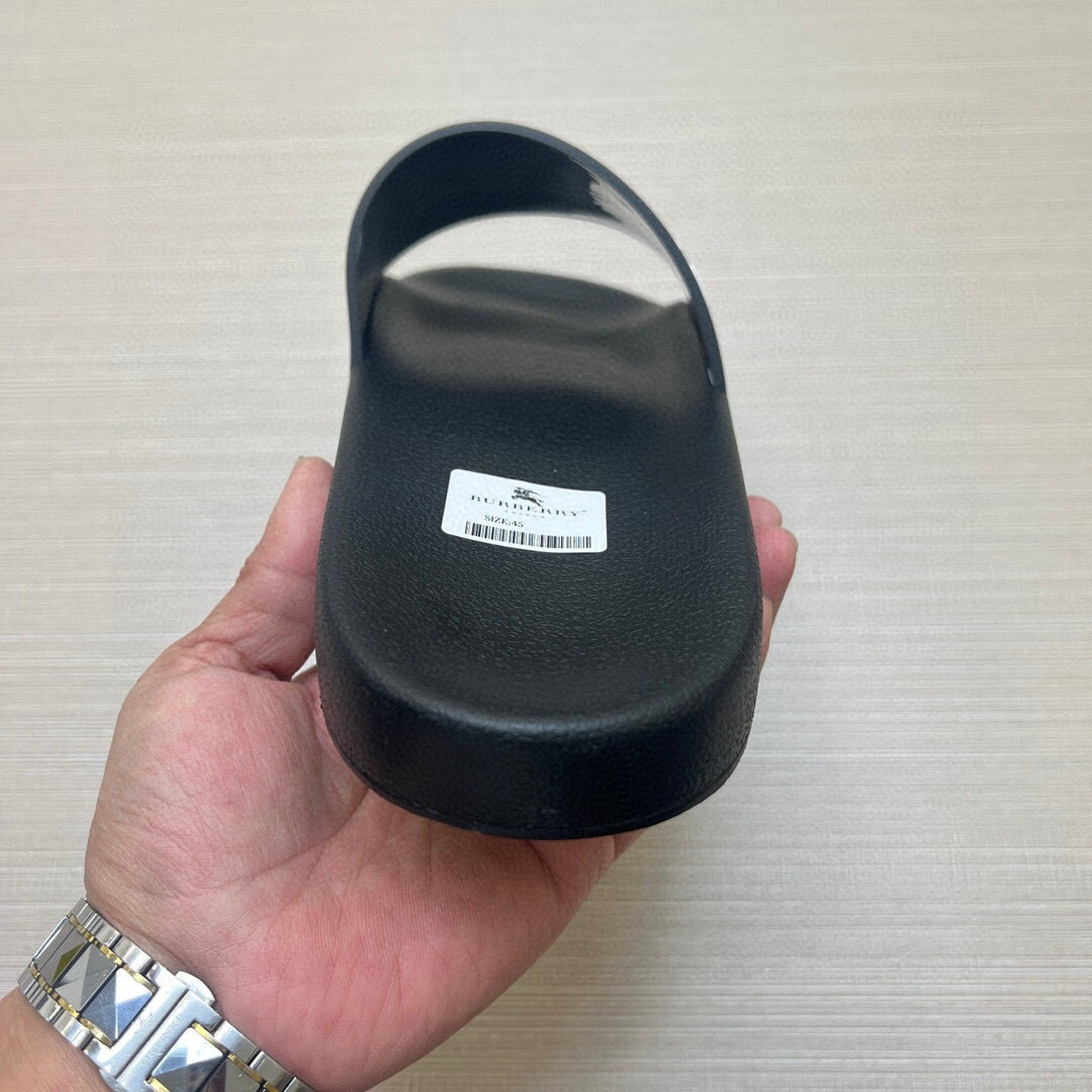 535ZR251ZDE Stylish Slippers