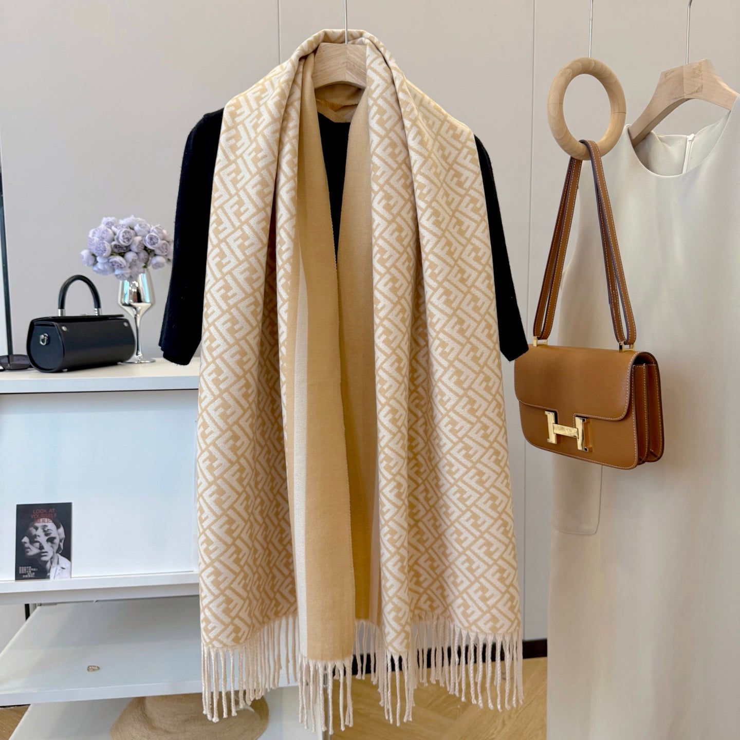 185ZF60WDE Stylish Winter Scarves