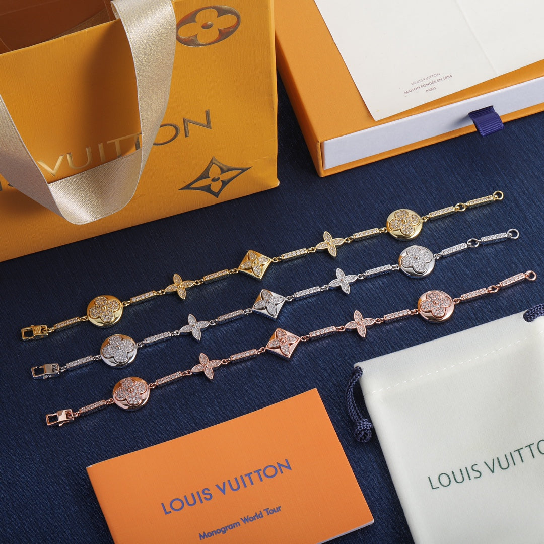 1XE602XDE Stylish Bracelets