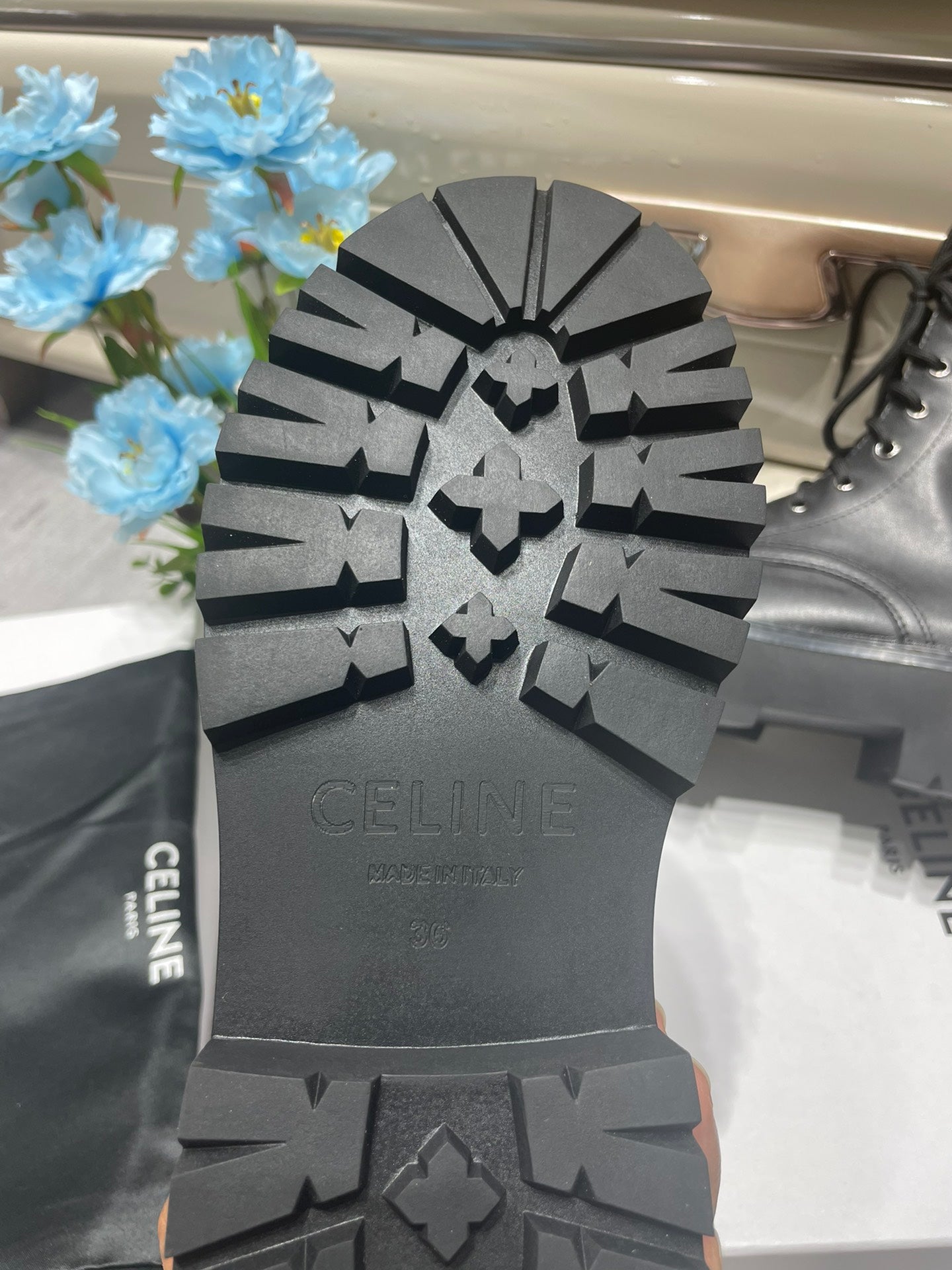 1LCL21ZDE Stylish Boots