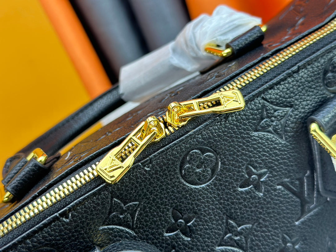 155NE23BDE Stylish Purse bags