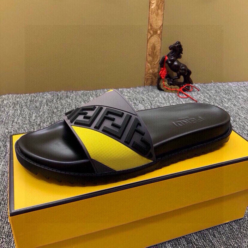 535ZF284ZDE Stylish Slippers