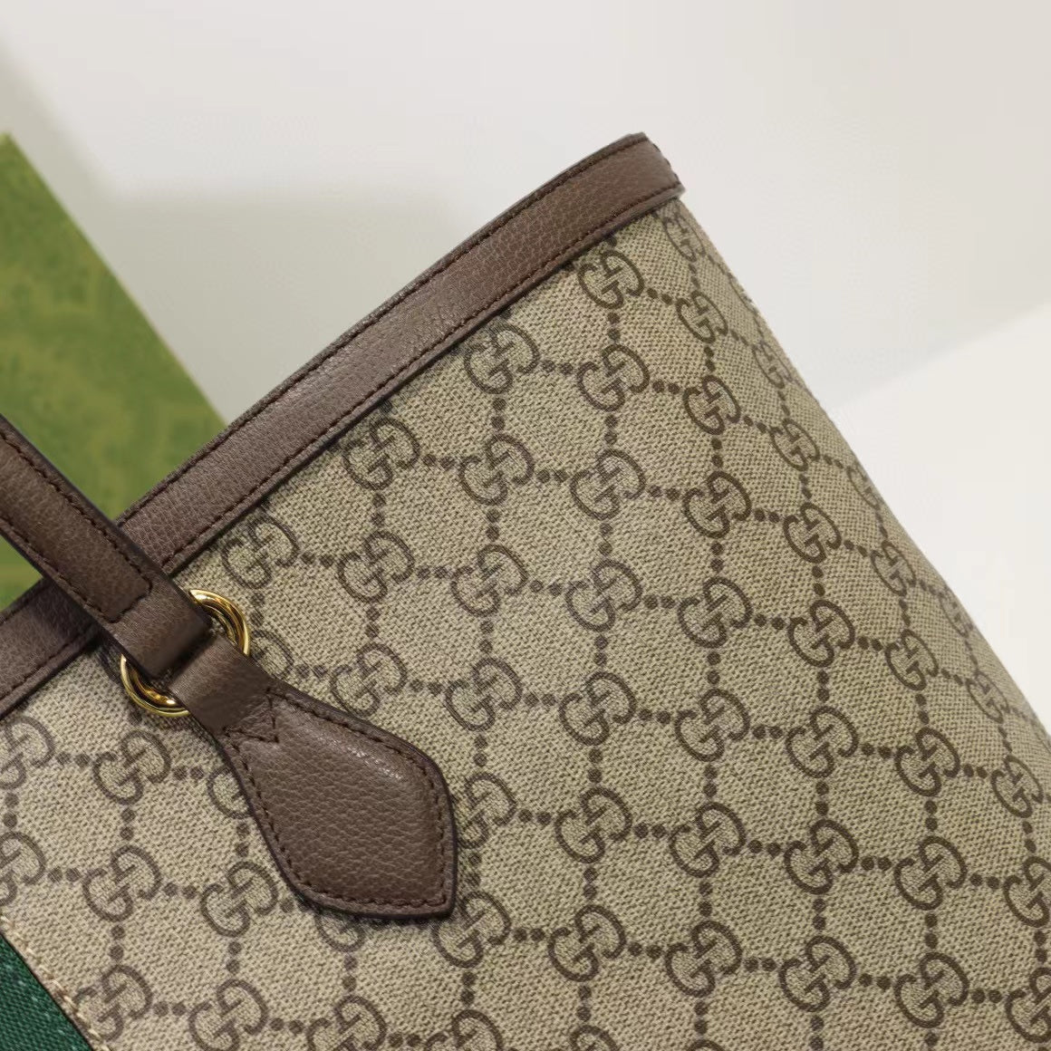 26XB112BDE Stylish leather bag 