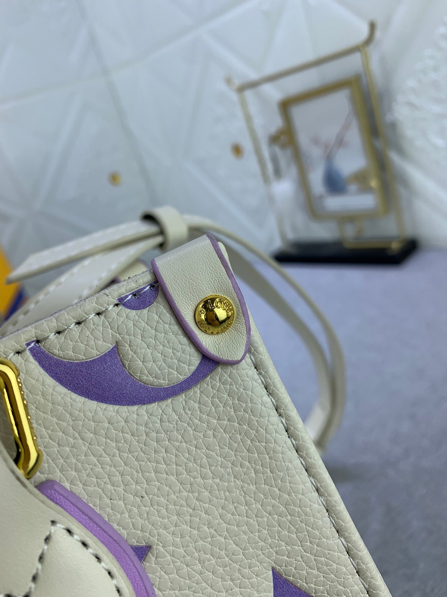 1XE279BDE Stylish leather bag 