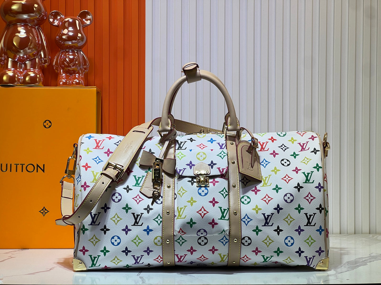 155XE14BDE Stylish Luggage bags )