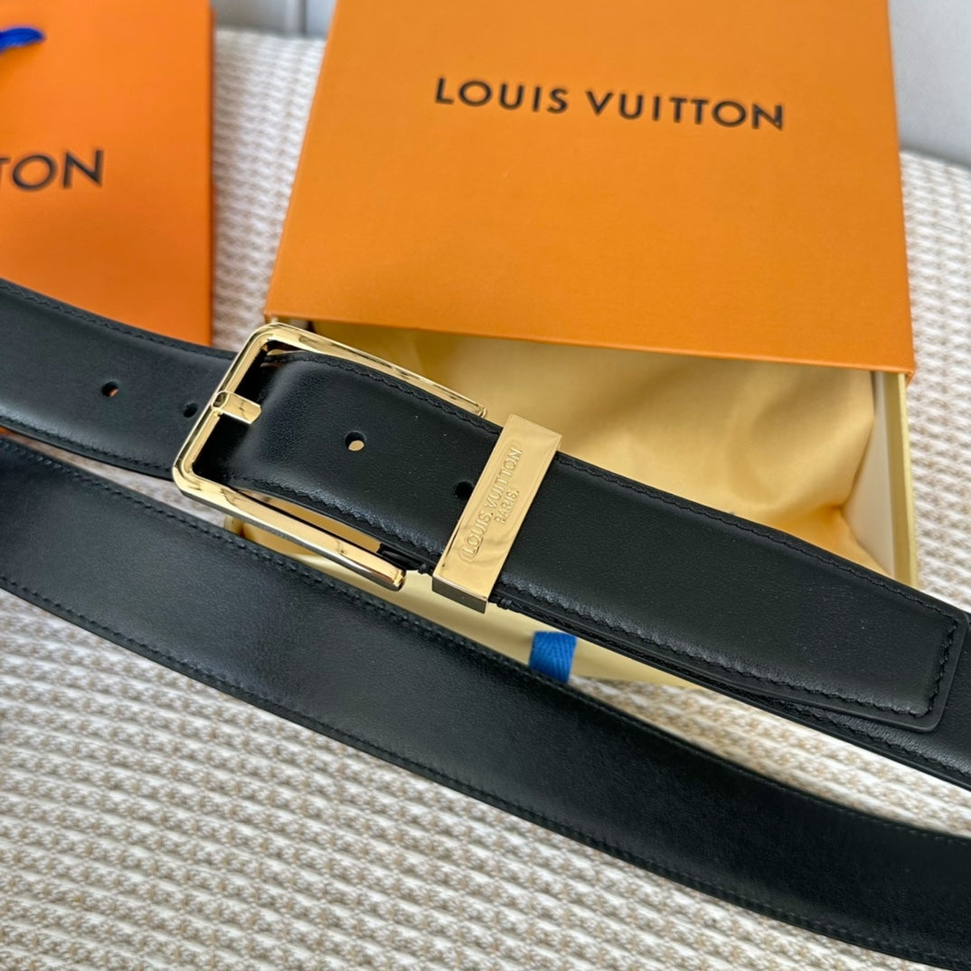 14E53PDE Stylish  High quality belt With full package