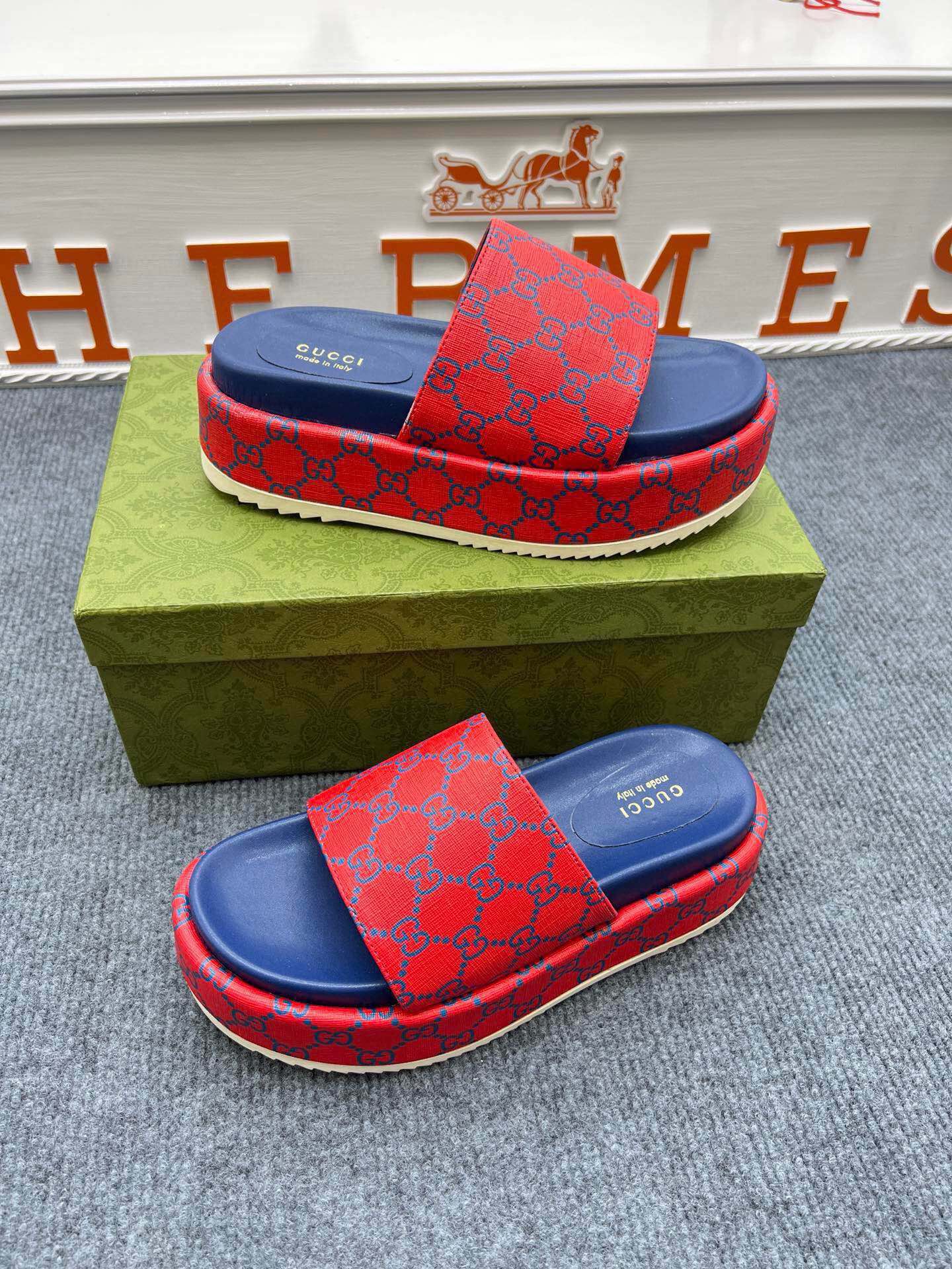 54B122ZDE Stylish slippers  Sole thickness 5.5cm