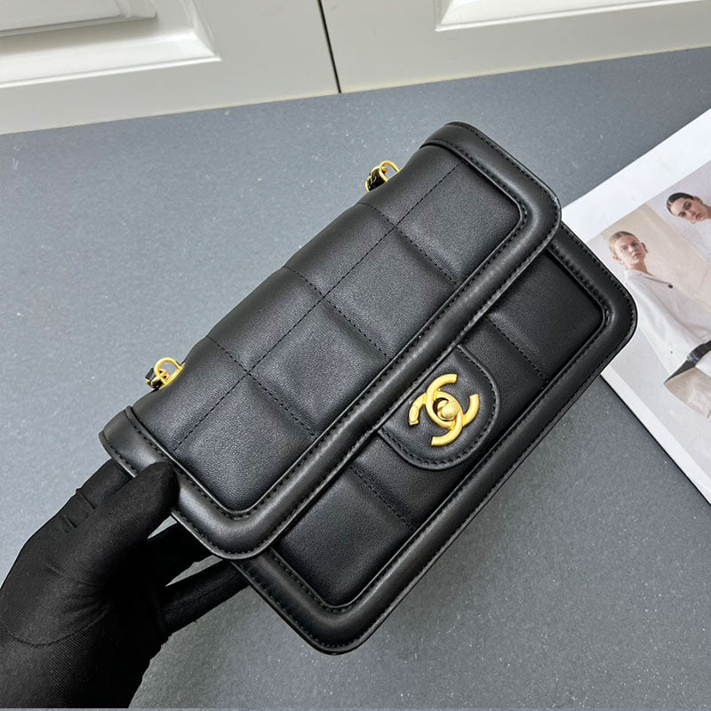 2WC15BDE Stylish leather bag