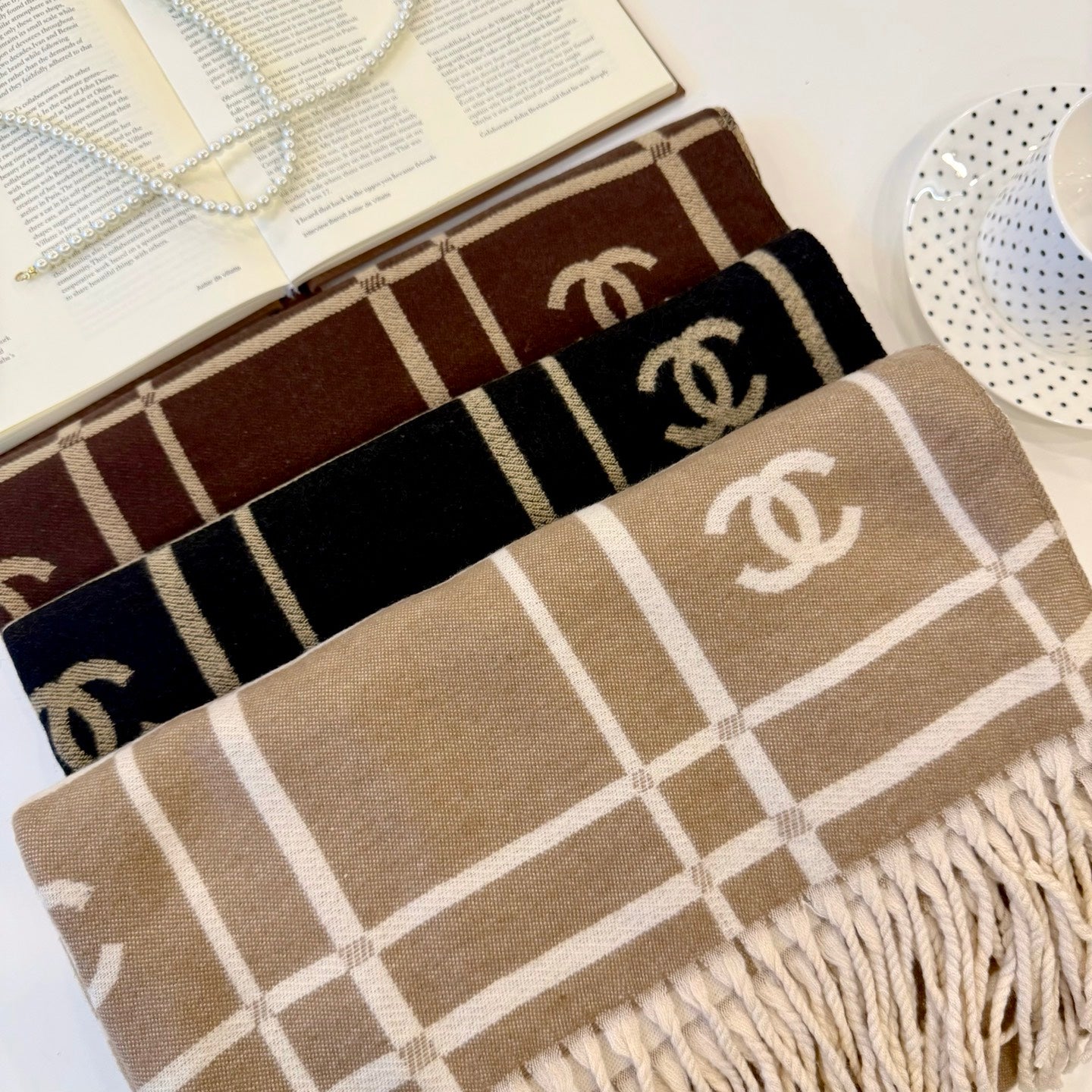 185ZC35WDE Stylish Winter Scarves
