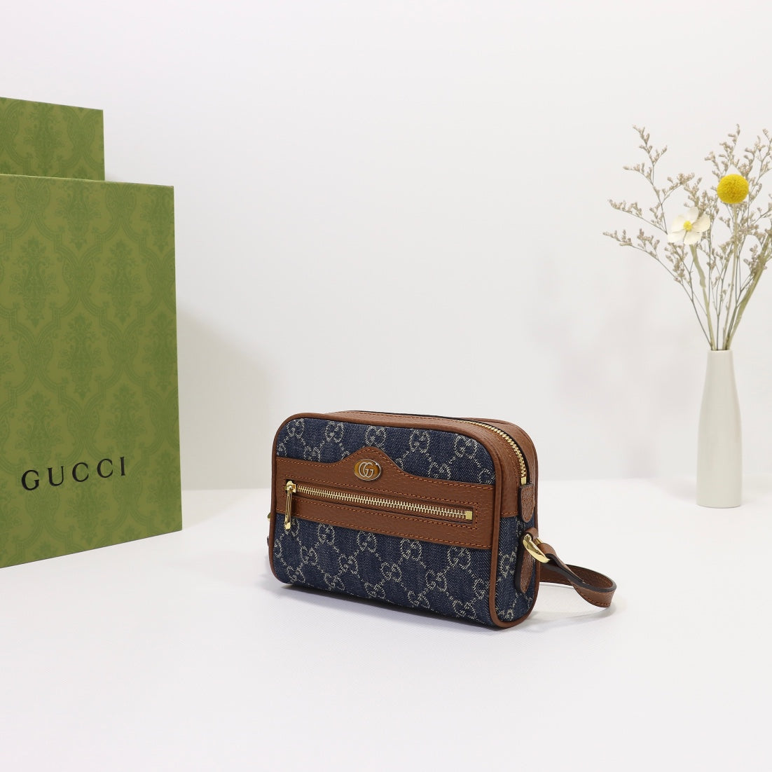 XB18BDE Stylish leather bag 