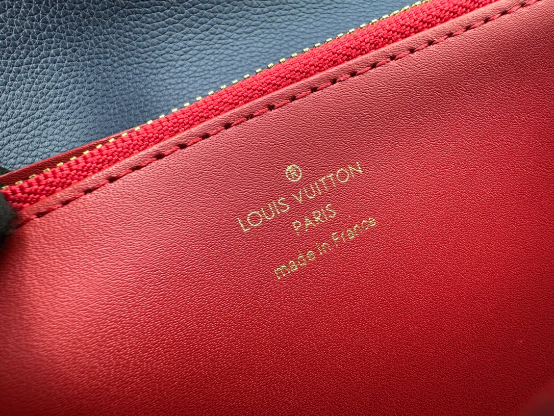 1XE74BDE Stylish leather wallets with package