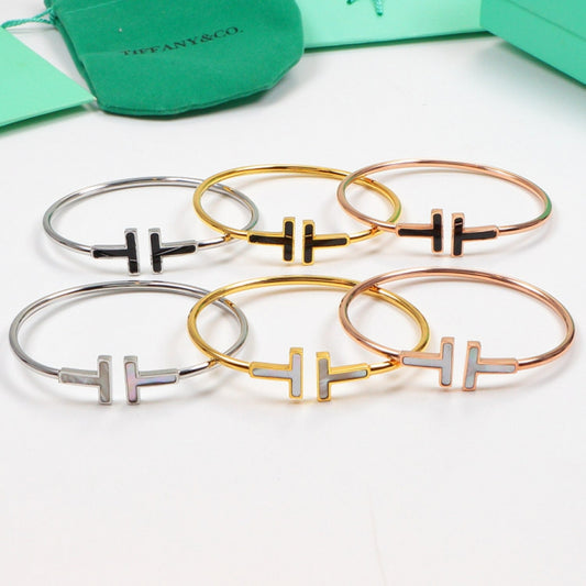 BT1KDE Stylish Bracelets