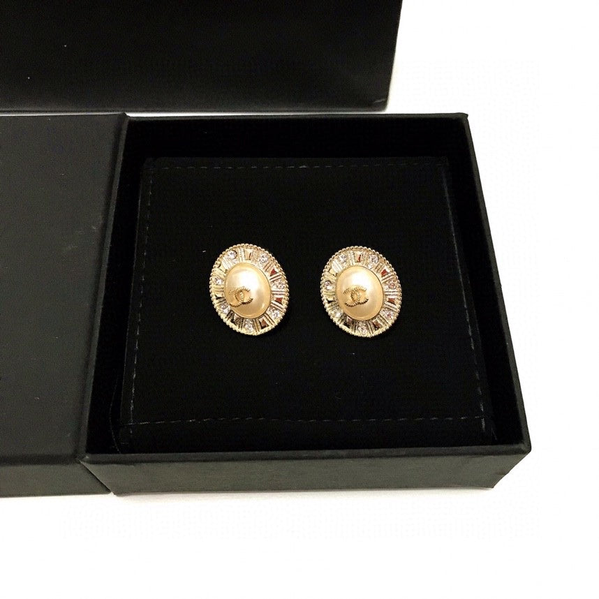 14C790EDE Stylish Earrings
