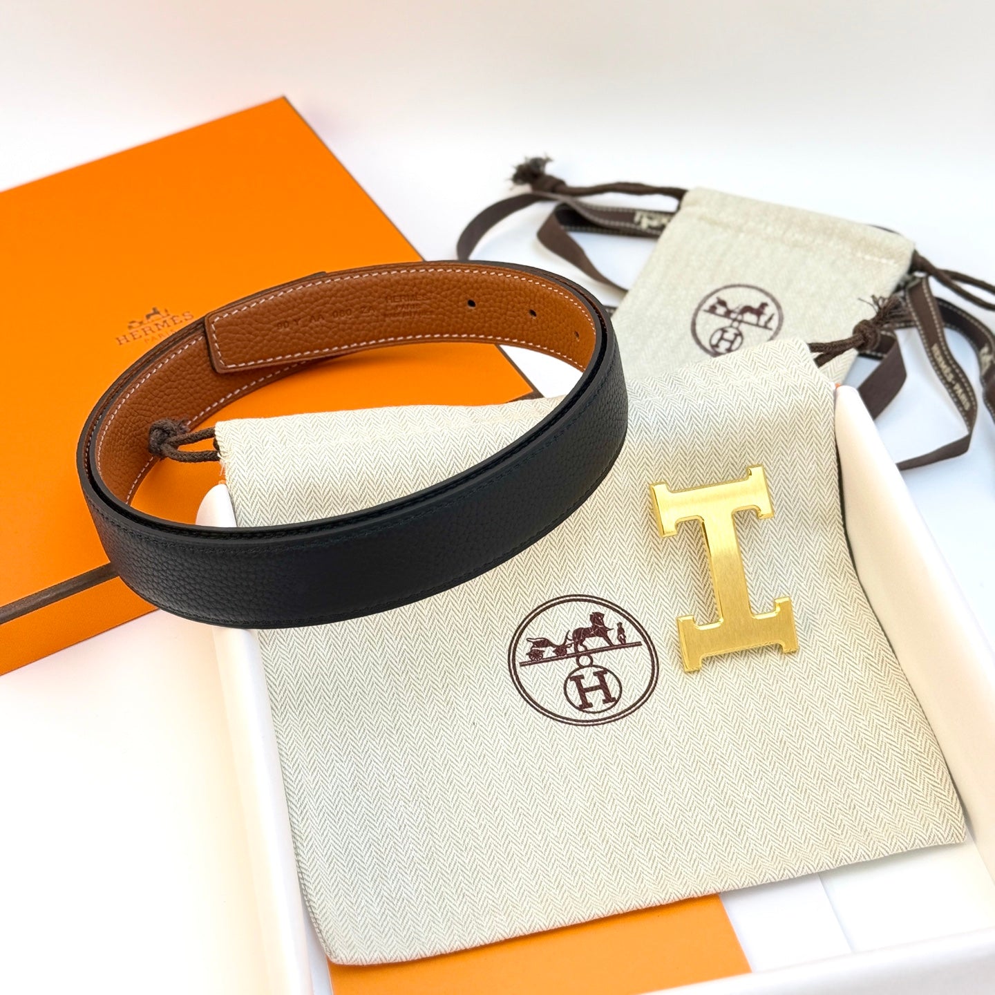 155RH234PDE Stylish  High quality belt With full package