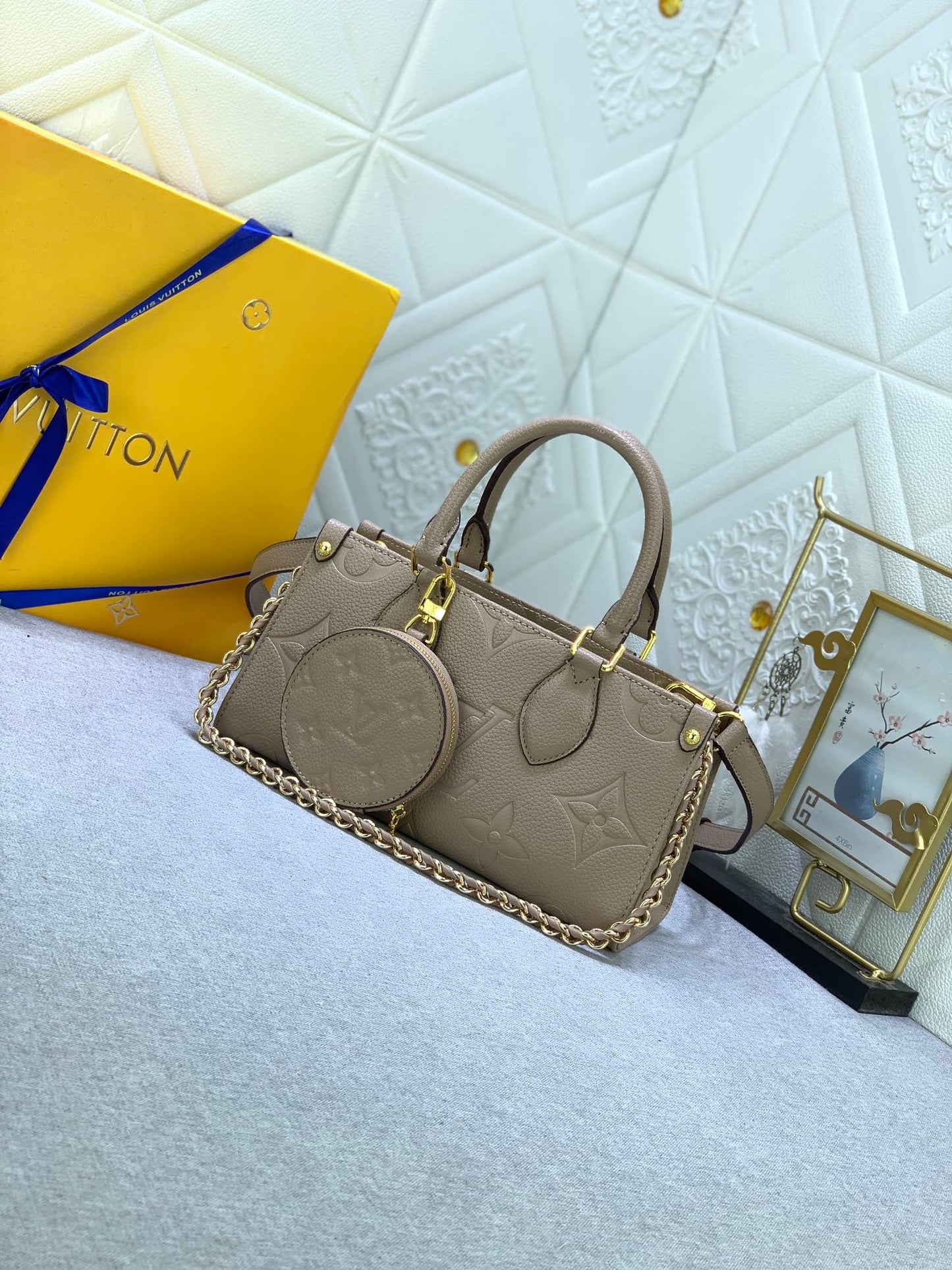 2XE320BDE Stylish leather bag 