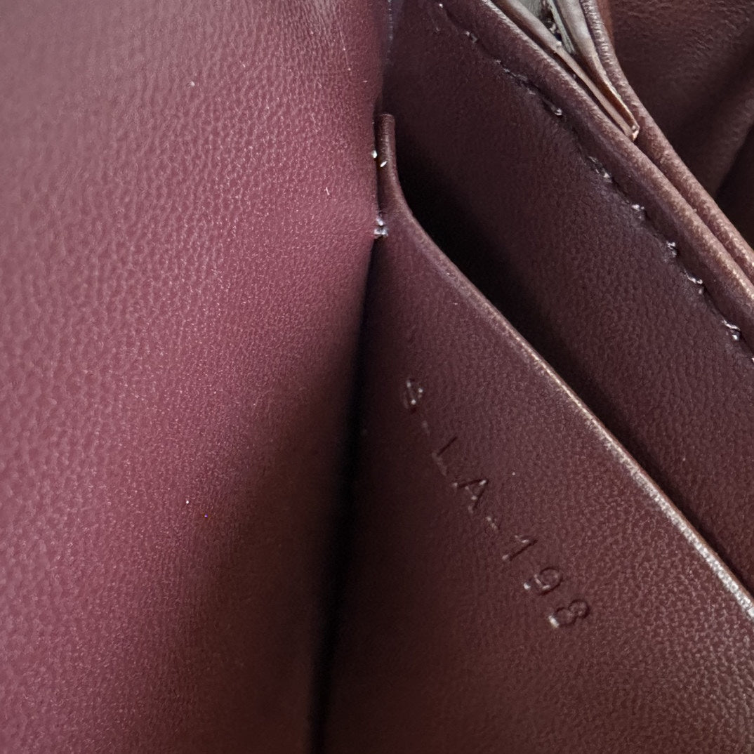 1WN61BDE Stylish leather bag