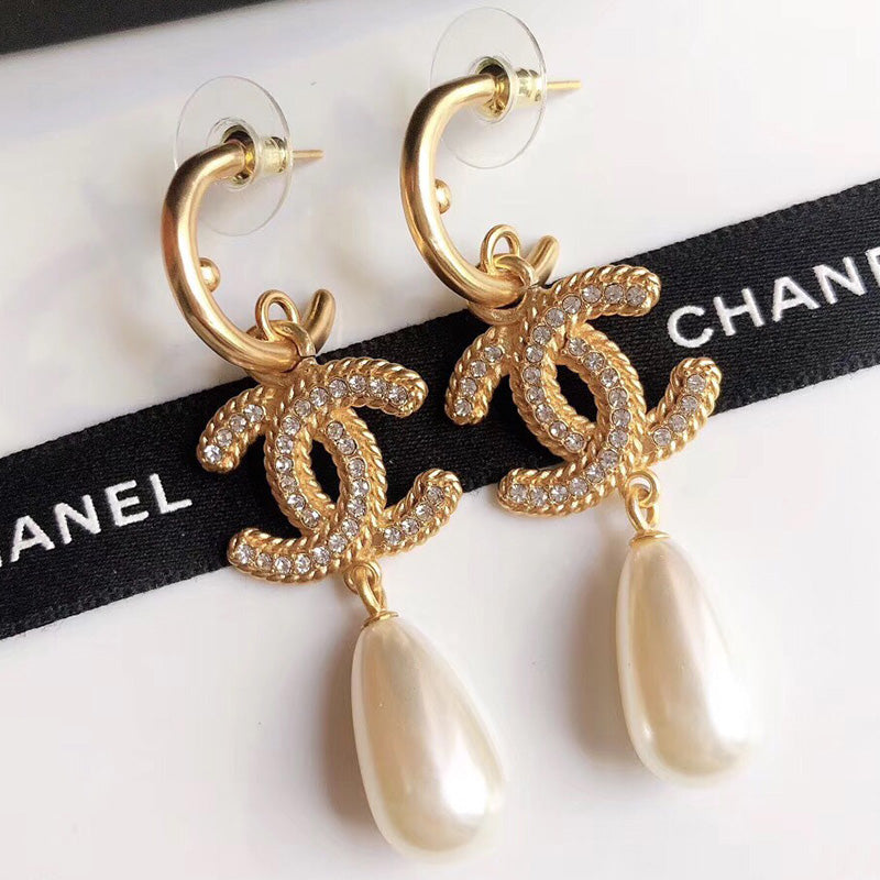 14C63EDE Stylish Earrings