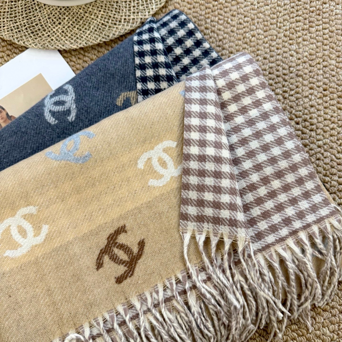 185ZC40WDE Stylish Winter Scarves