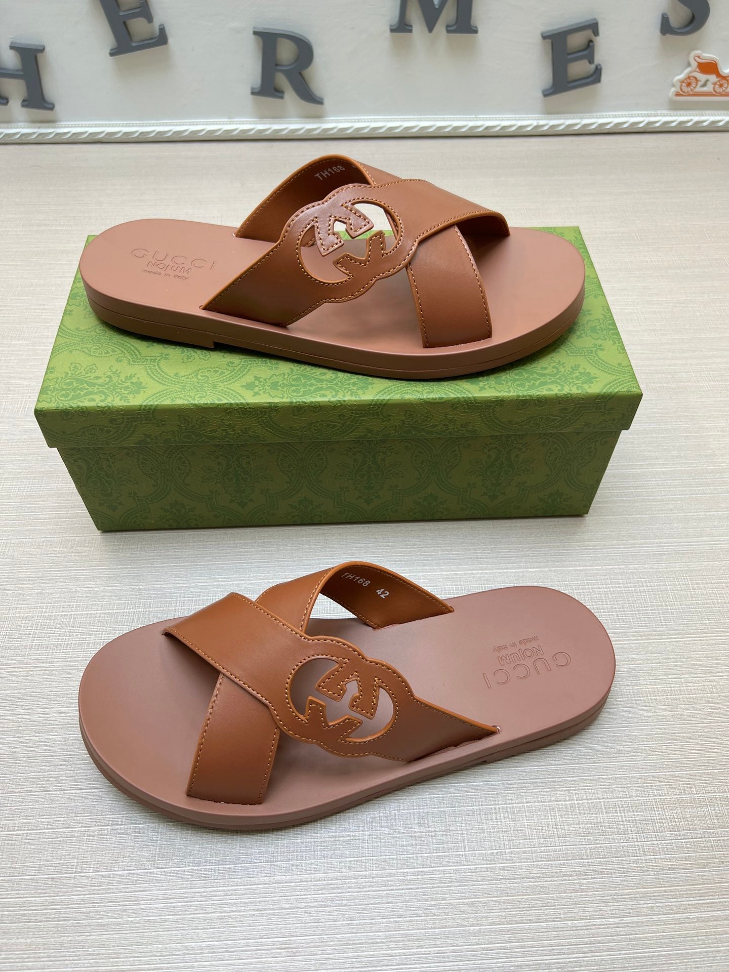 54B12ZDE Stylish slippers
