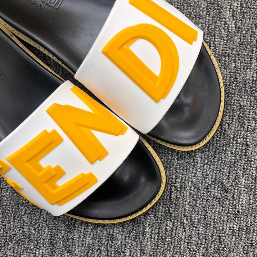 5XF106ZDE Stylish Slippers