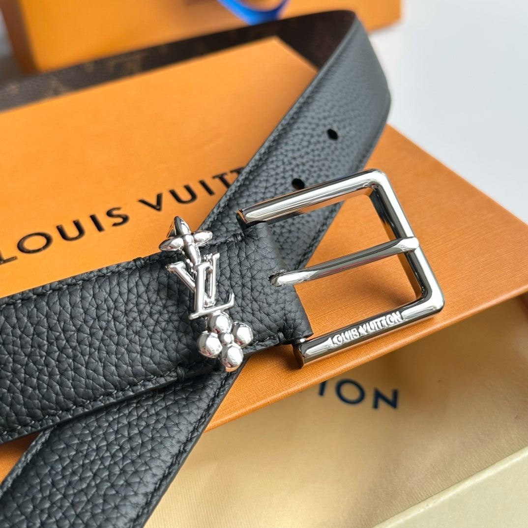 14E6PDE Stylish  High quality belt With full package