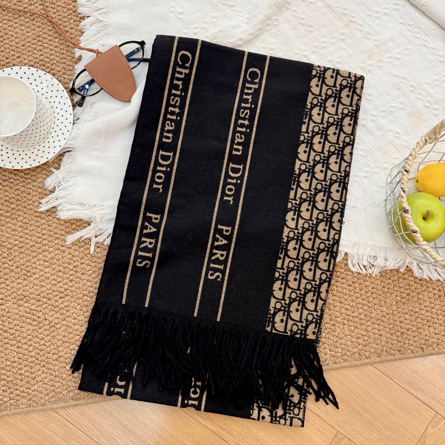 185ZD59WDE Stylish Winter Scarves