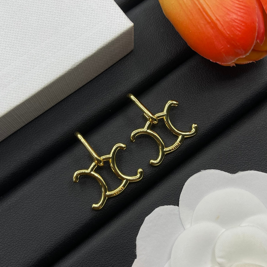 14CL998EDE Stylish Earrings