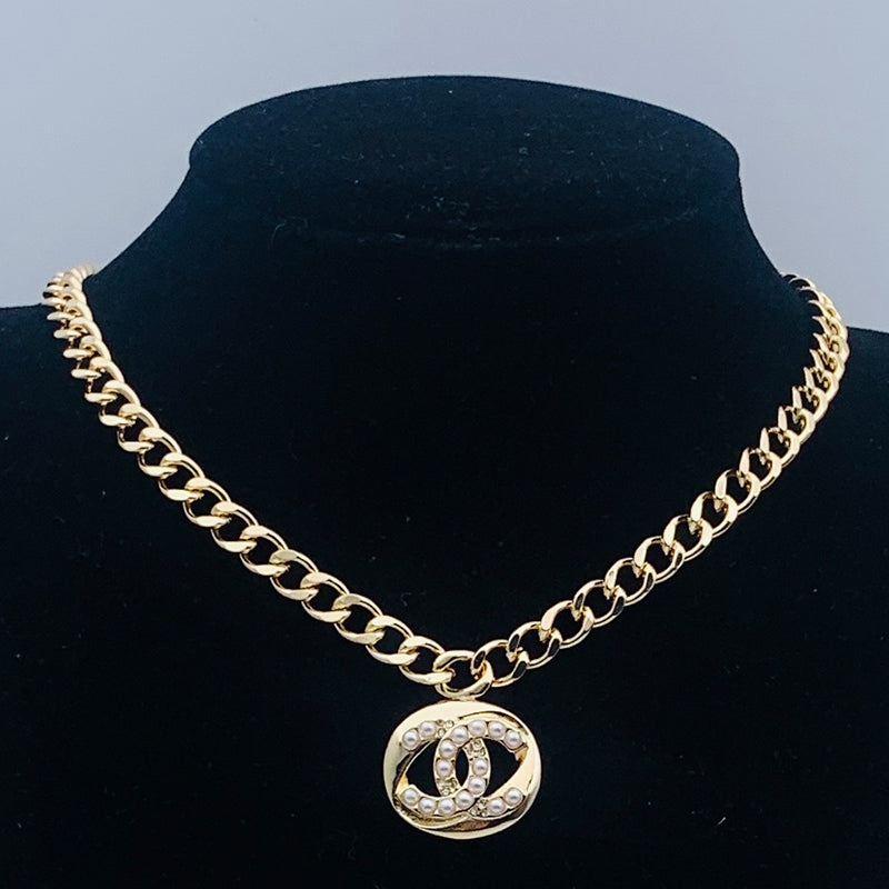 84C99XDE Stylish Necklaces
