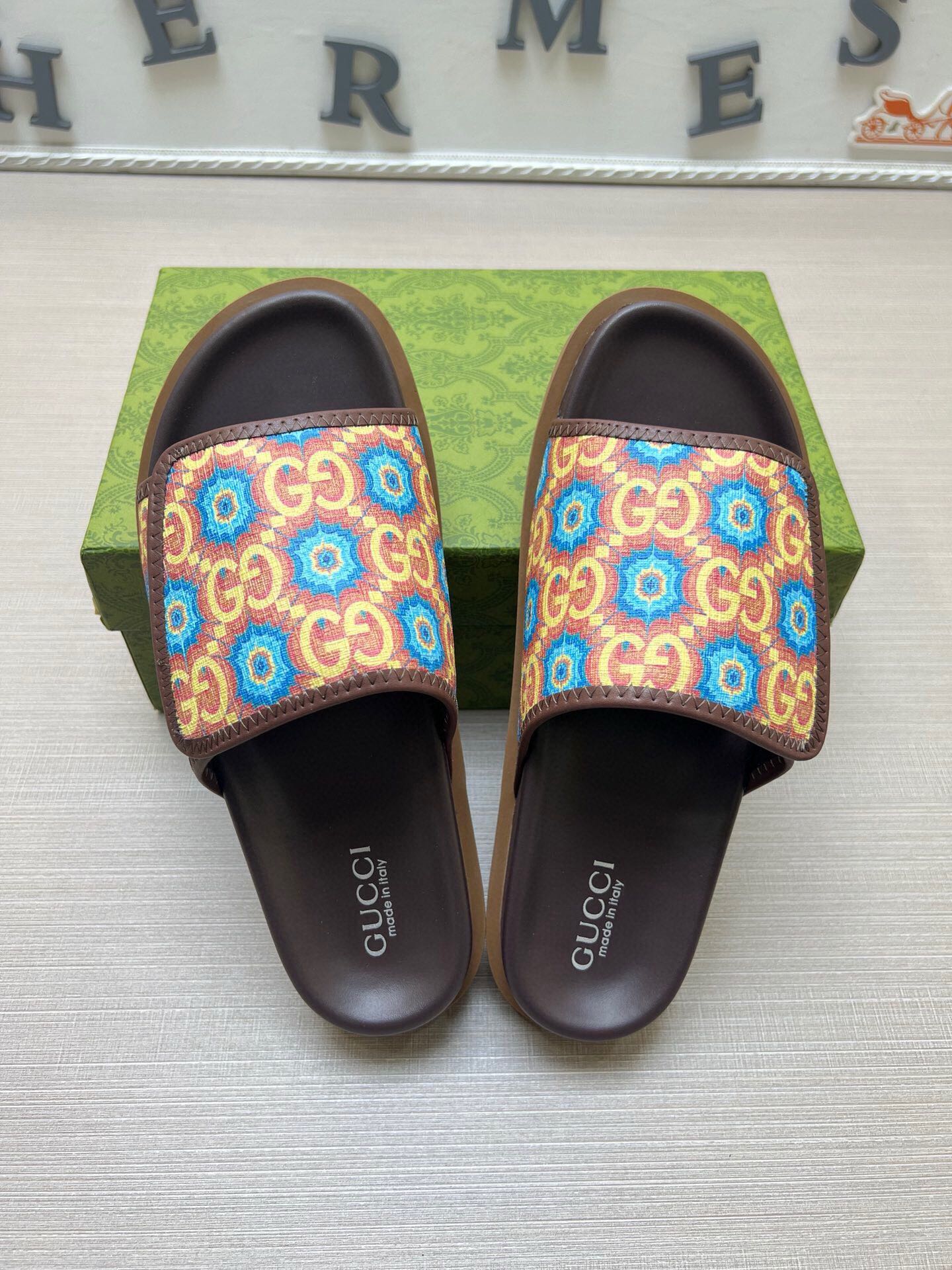 5WB240ZDE Stylish Slippers