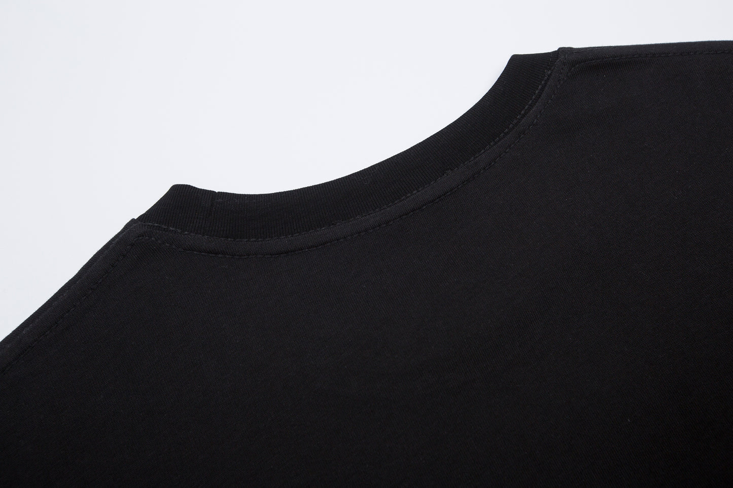 125WP9UDE Stylish T-shirts