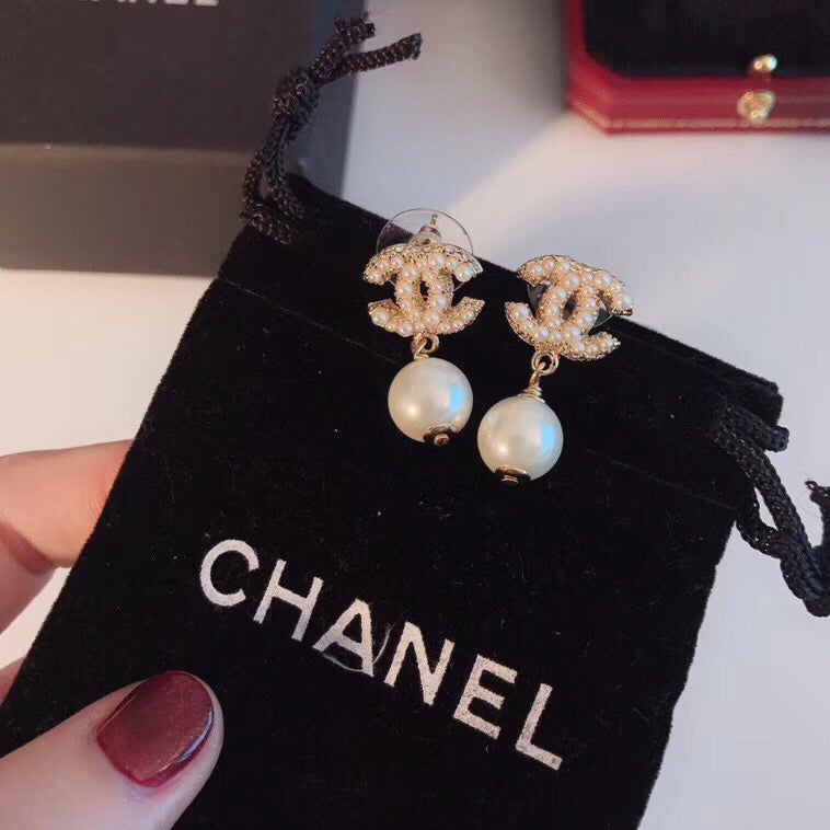 1YC303EDE Stylish Earrings