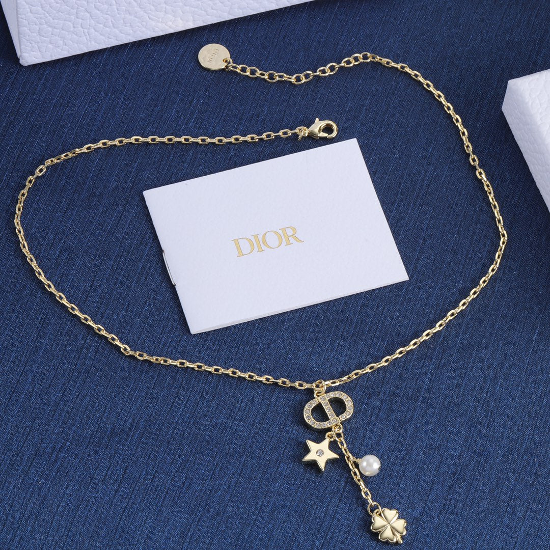 175RD25XDE Stylish Necklaces .