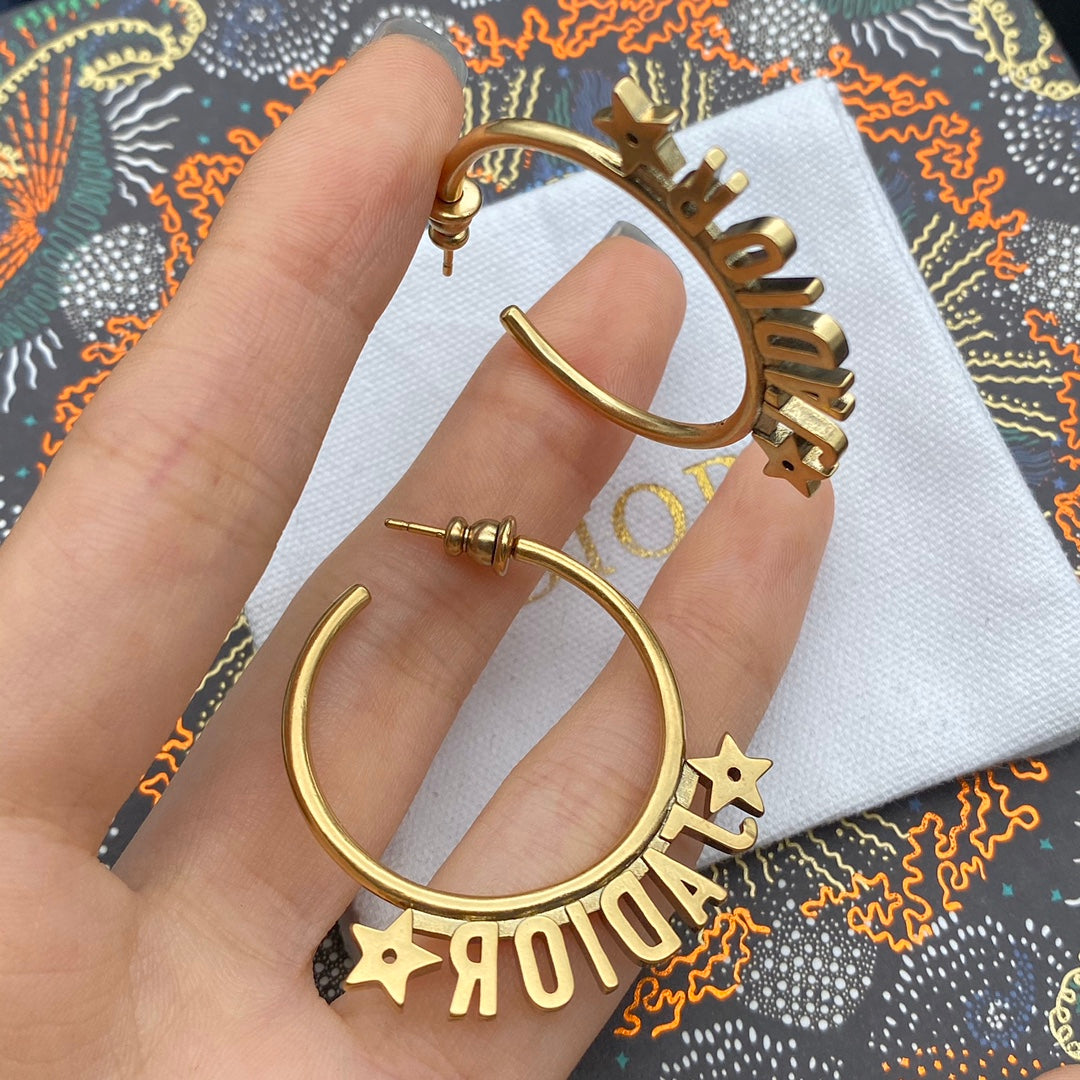 1YD241EDE Stylish Earrings