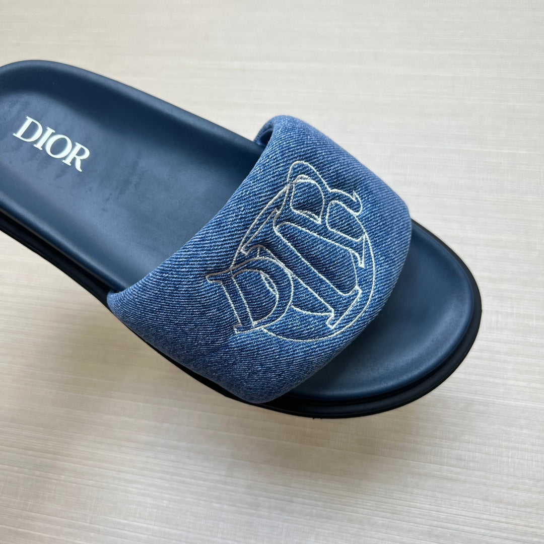 54D168ZDE Stylish leather slippers