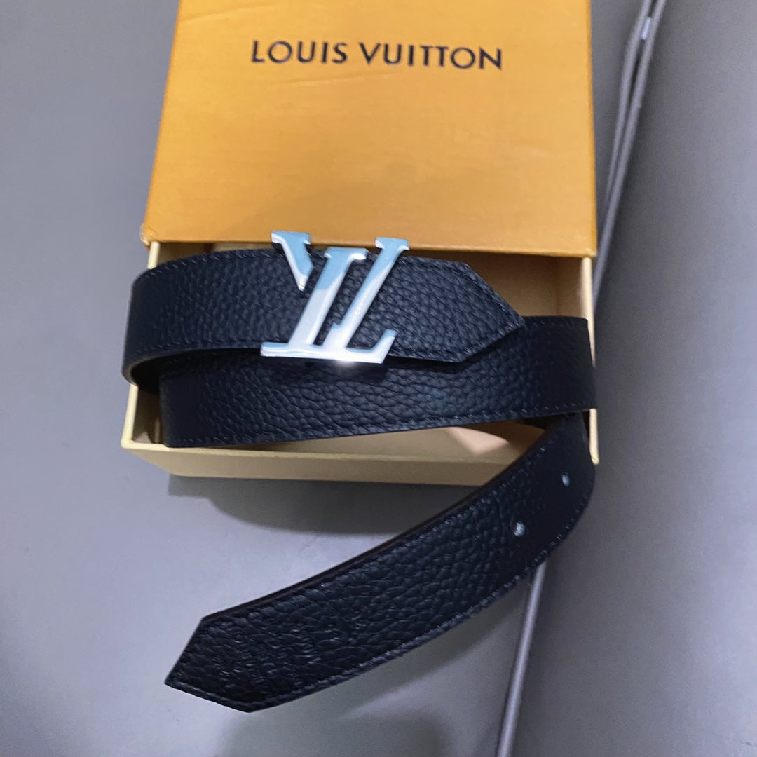 14E52PDE Stylish  High quality belt With full package