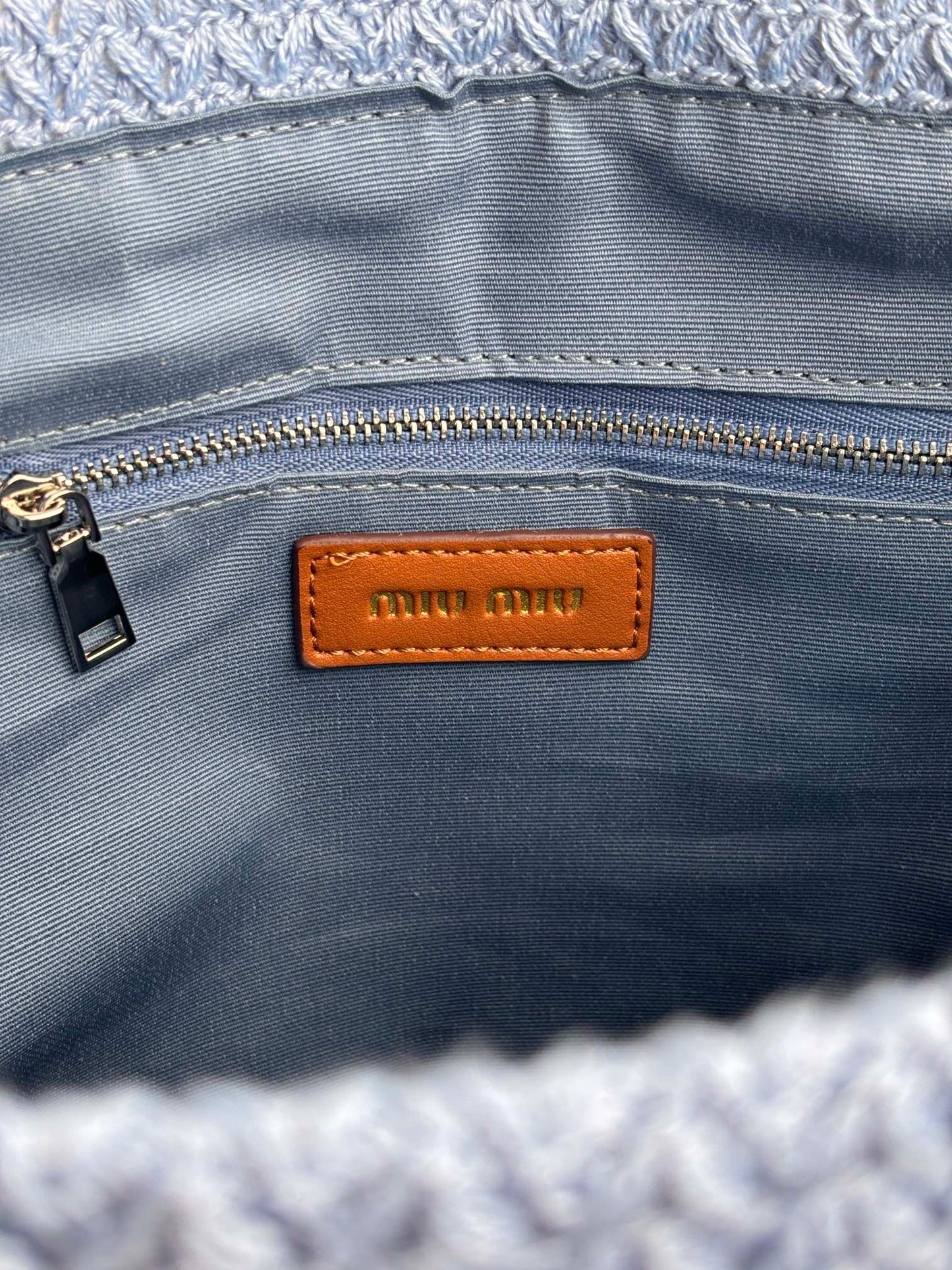 1XA77BDE Stylish Woven Bag