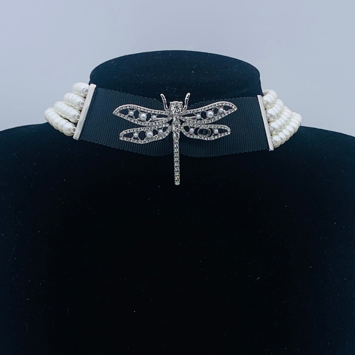 84D95XDE Stylish Necklaces