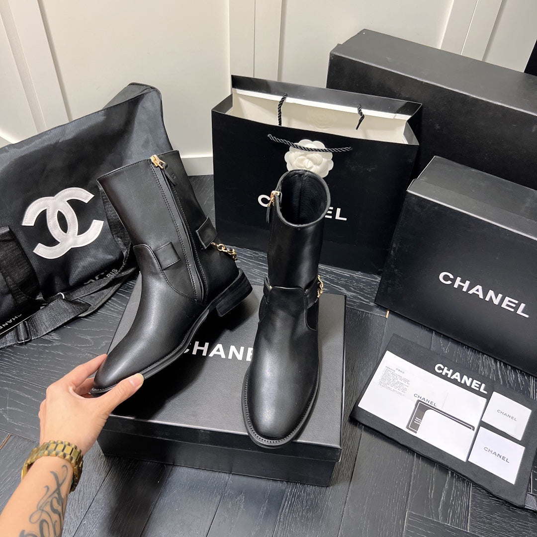 1JC12ZDE Stylish leather boots