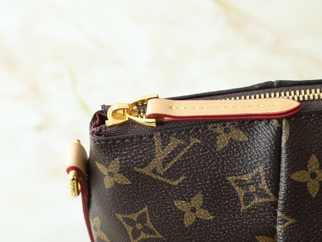 15RE53BDE Stylish  leather bag