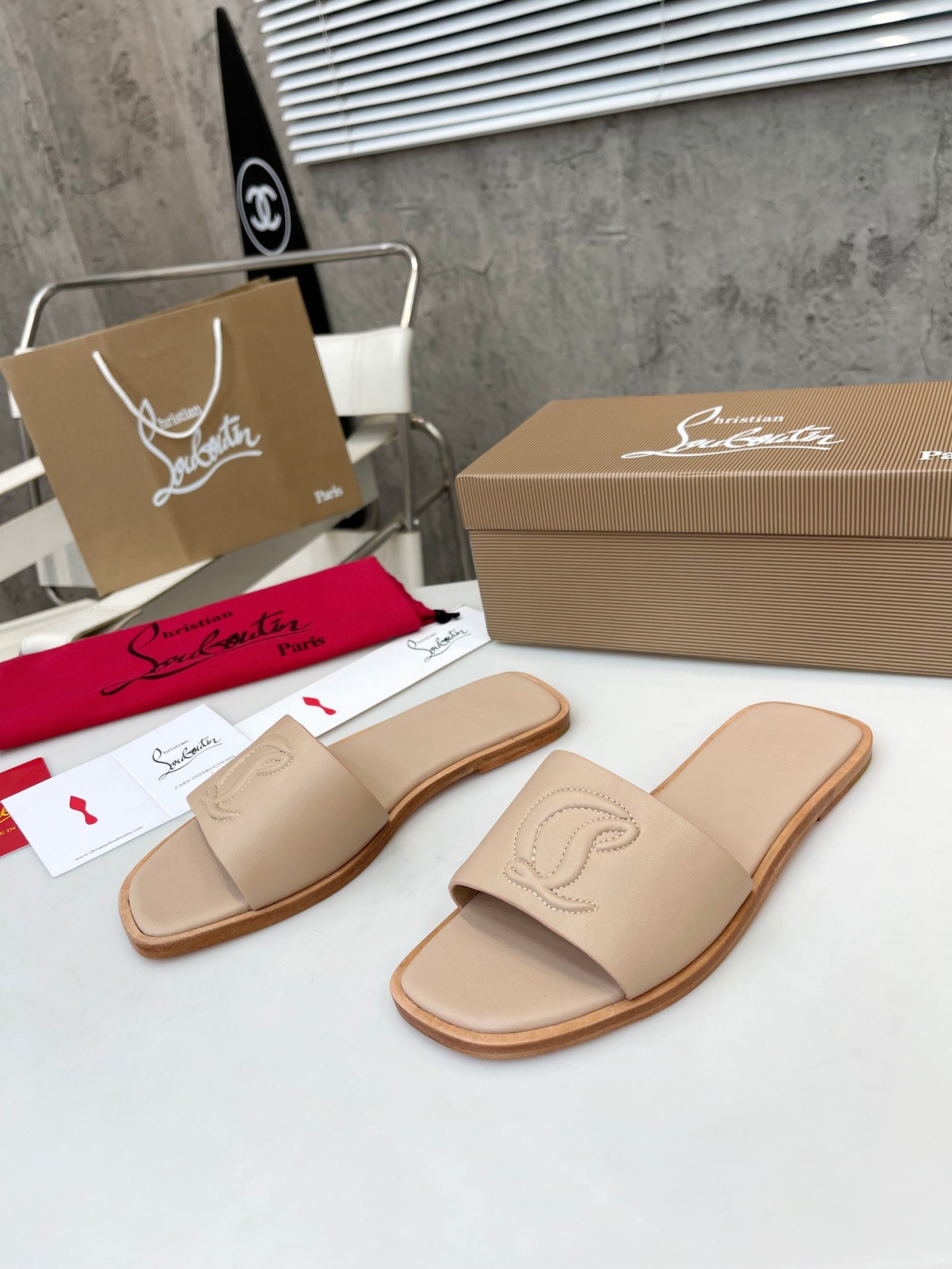 JXA32ZDE Stylish leather Slippers