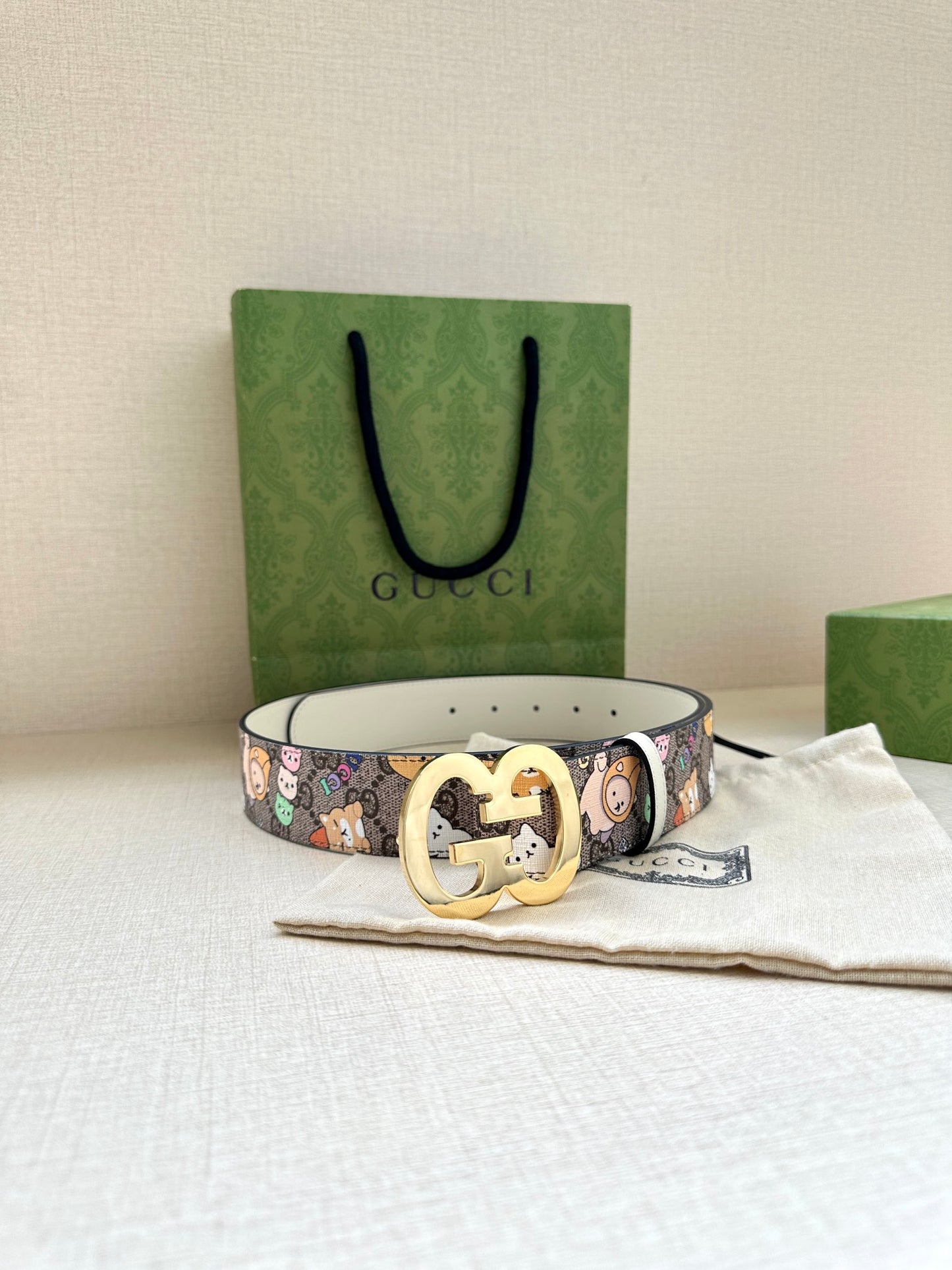 155RB208PDE Stylish  High quality belt With full package