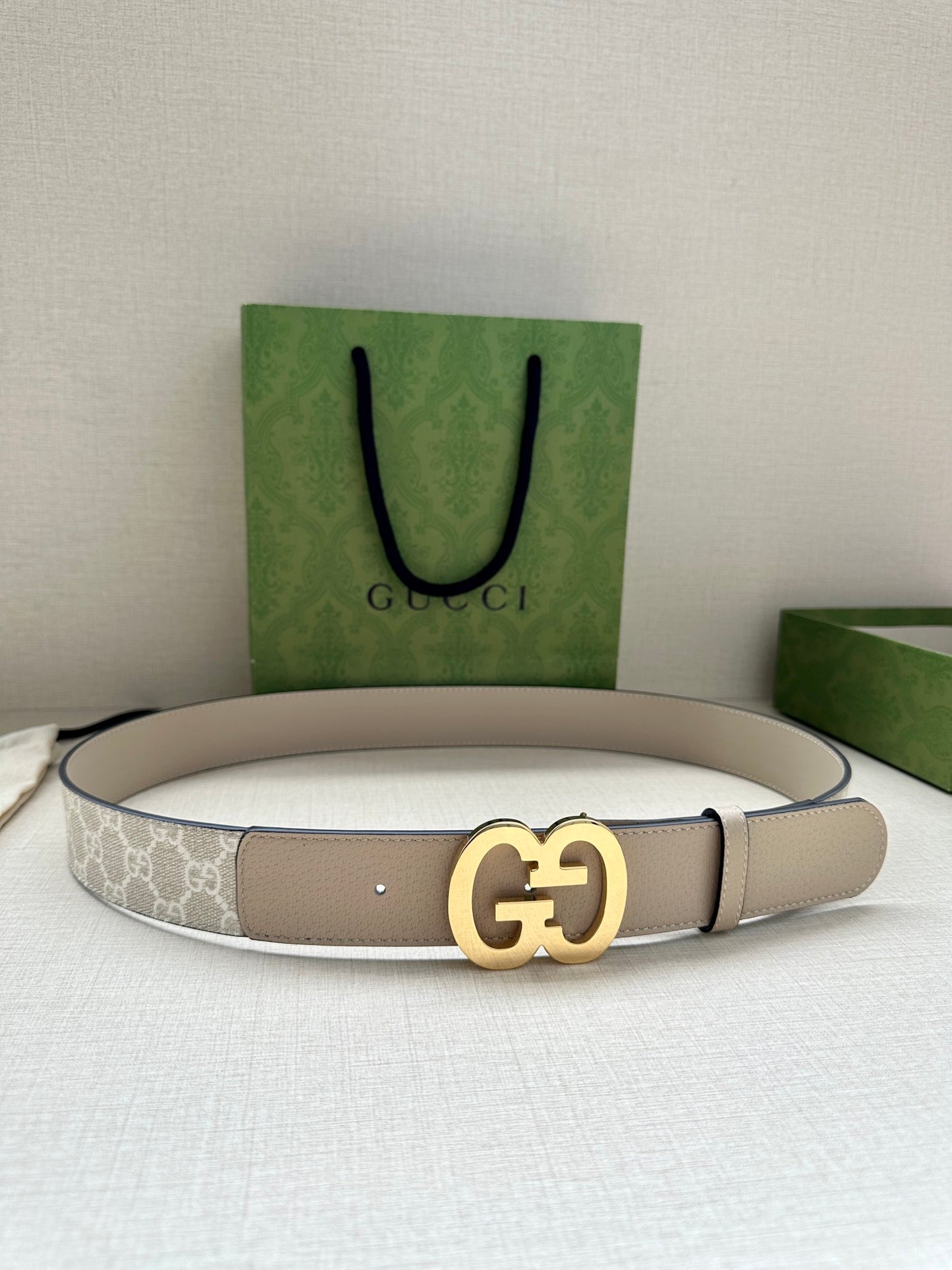 155RB229PDE Stylish  High quality belt With full package