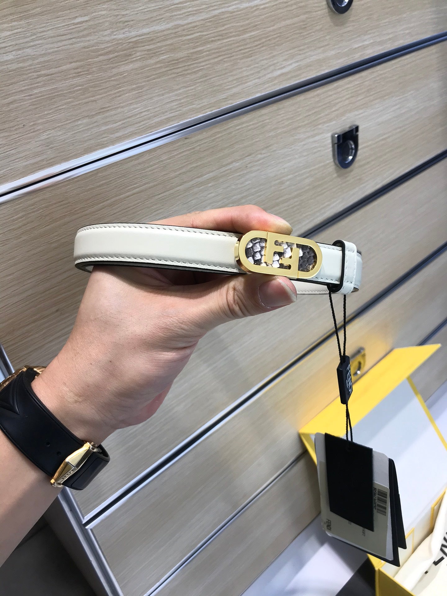 14F76PDE Stylish  High quality belt With full package