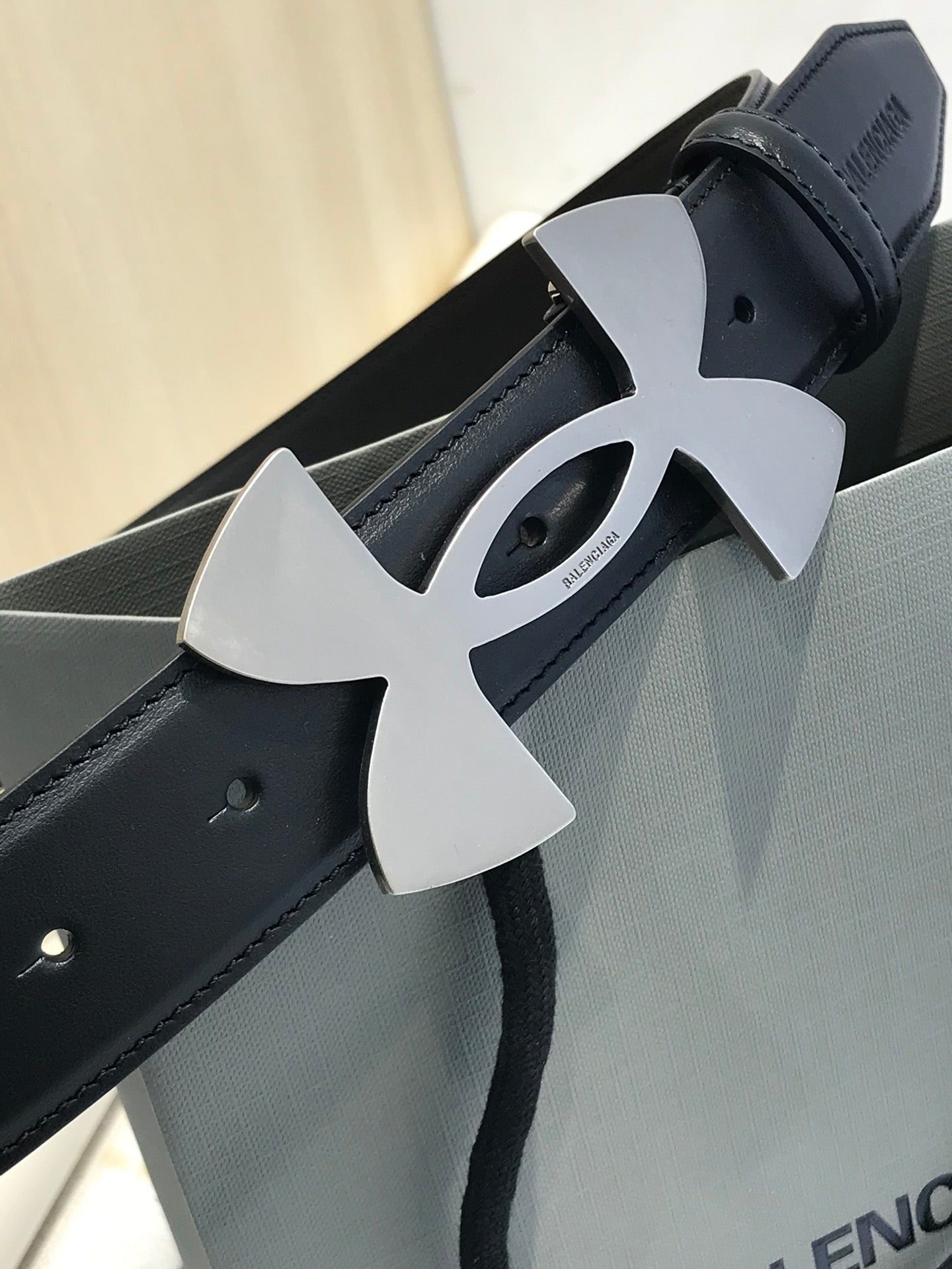 255RJ1PDE Stylish  High quality belt With full package