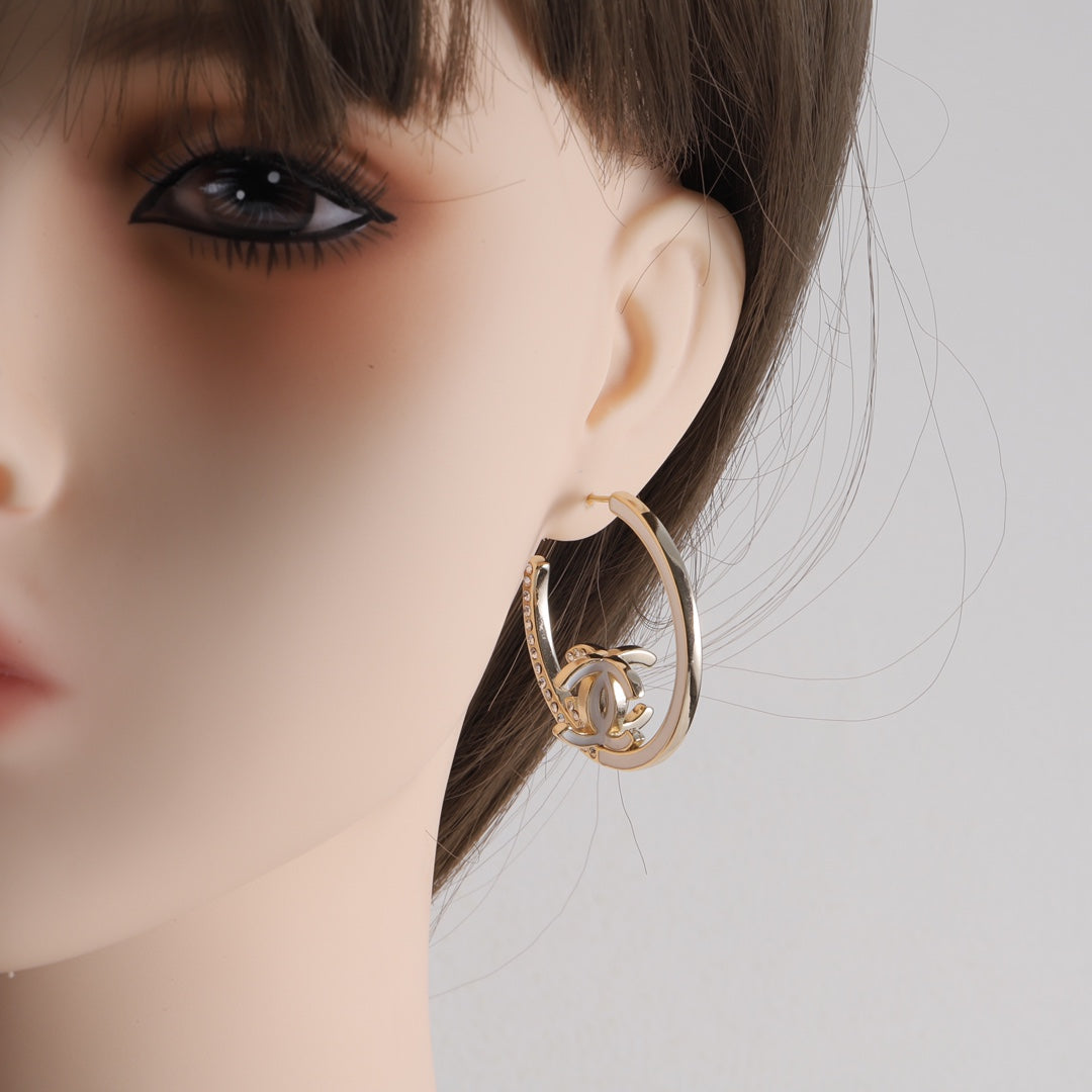 14C371EDE Stylish Earrings