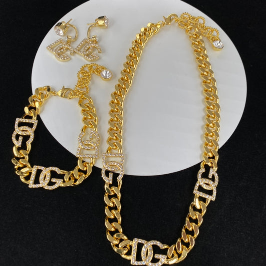 1XA581XDE Stylish rEarrings Bracelets Necklaces