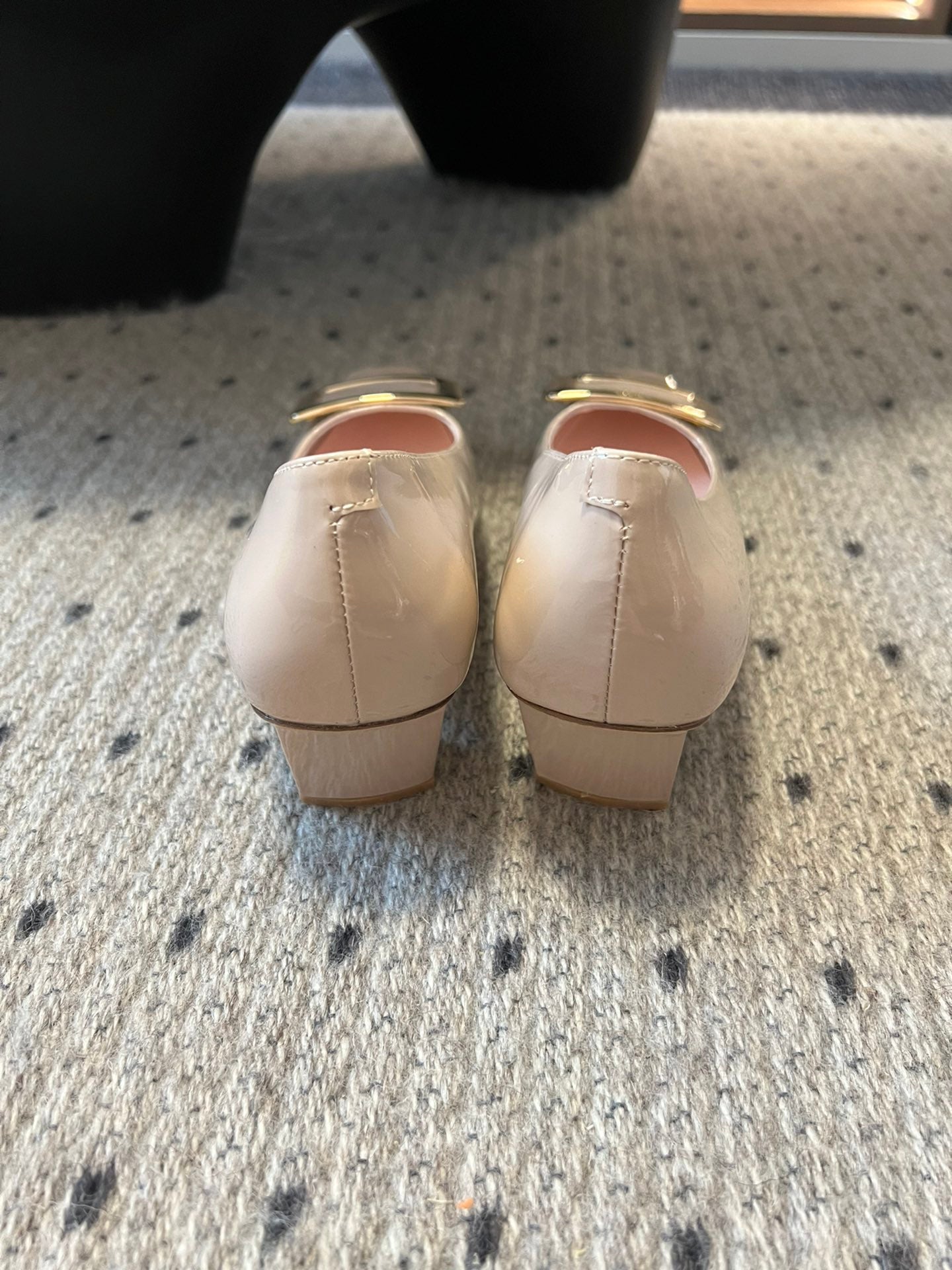 1ZA250ZDE Stylish High heels