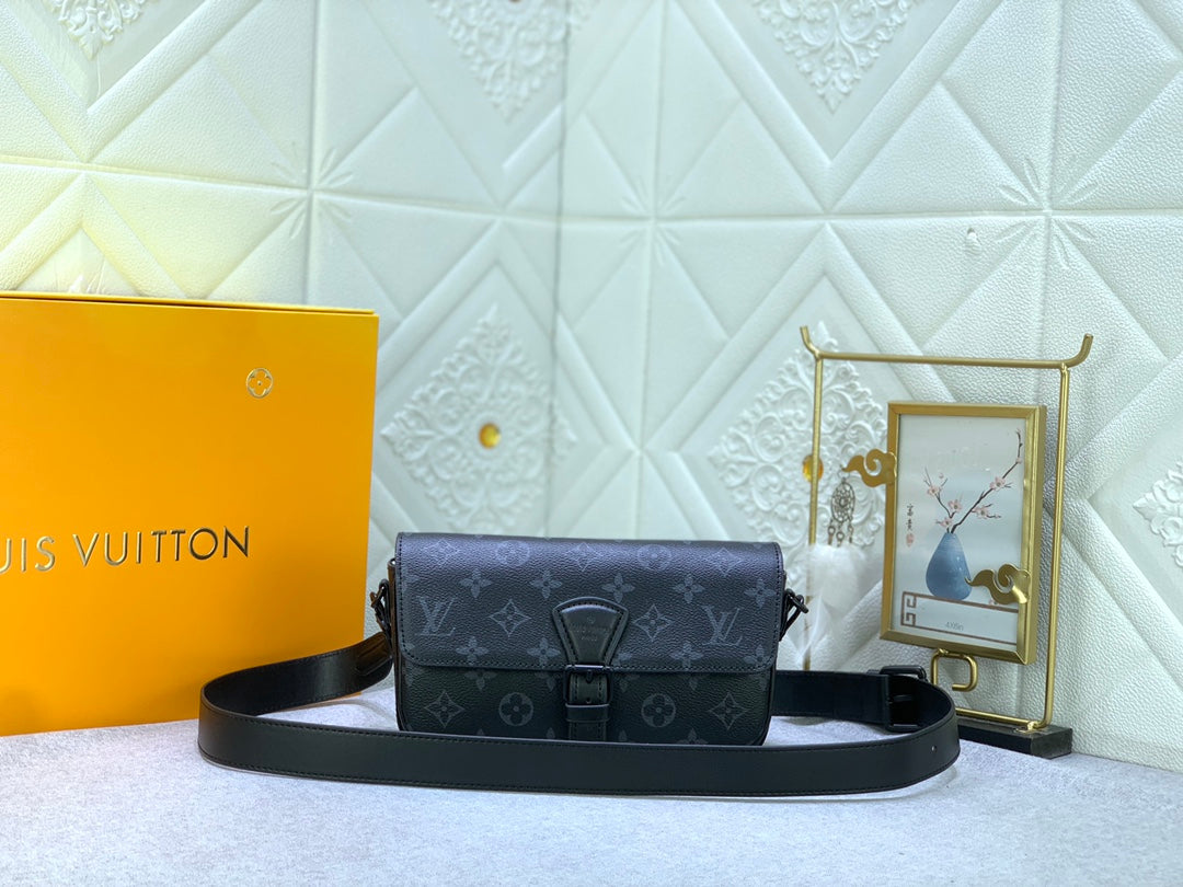 2XE465BDE Stylish leather bag