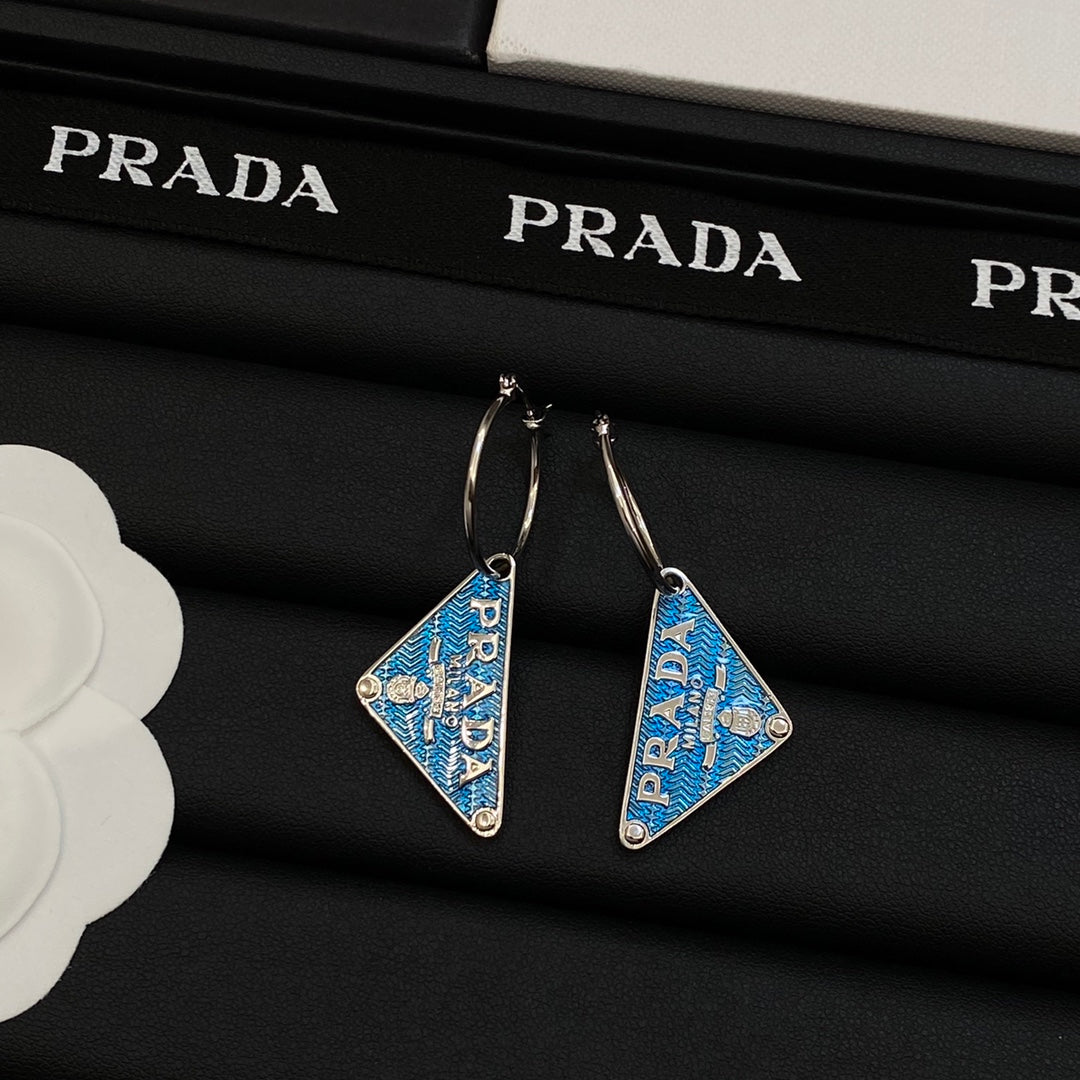 14PD272EDE Stylish Earrings