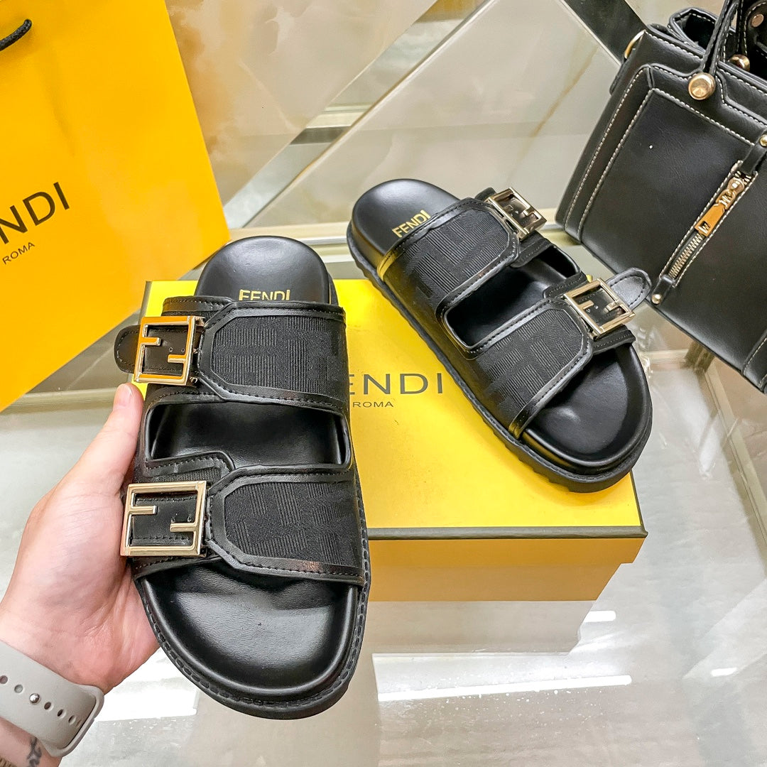 14F69ZDE Stylish slippers
